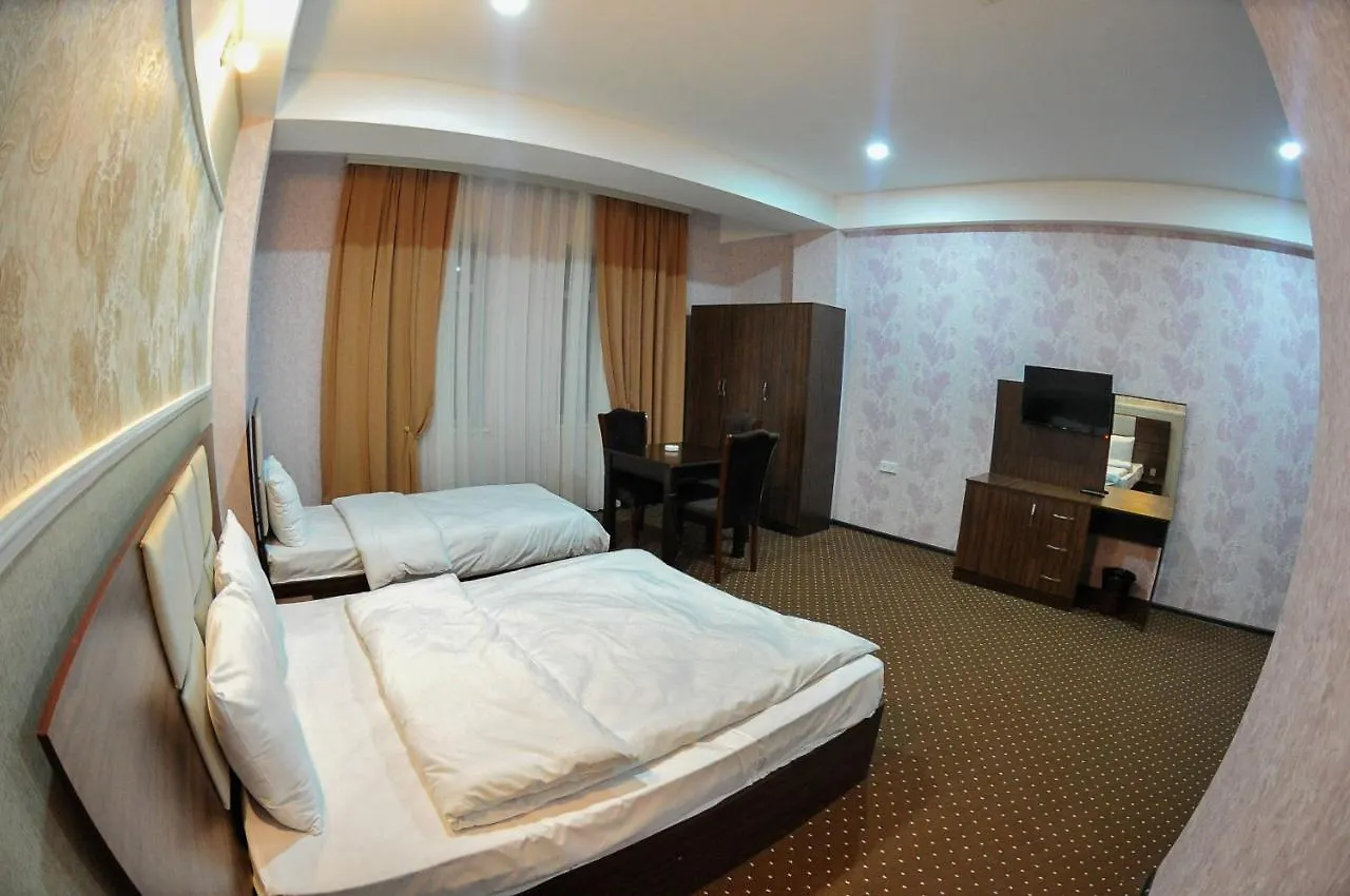 Vegas Hotel Baku 4*,